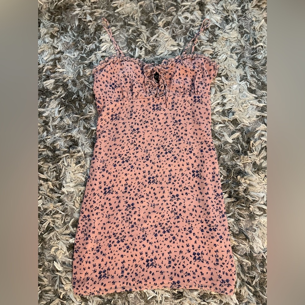 SOLD π Ruffle Lace-Up Floral Mini Dress β Windsor (M) π - Picture 10 of 11